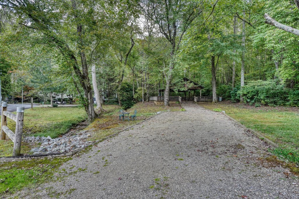 419504 Blairsville Residential