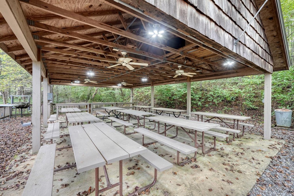 419504 Blairsville Residential