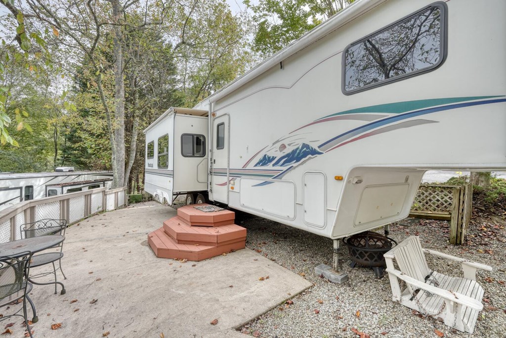 419504 Blairsville Residential