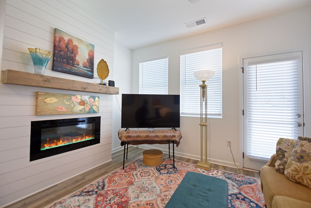 419515 Blue Ridge Townhouse
