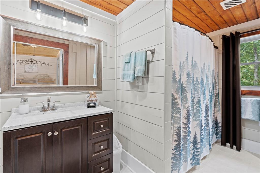 419519 Hiawassee Residential