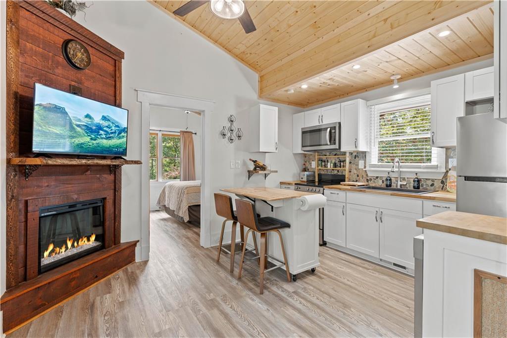 419519 Hiawassee Residential