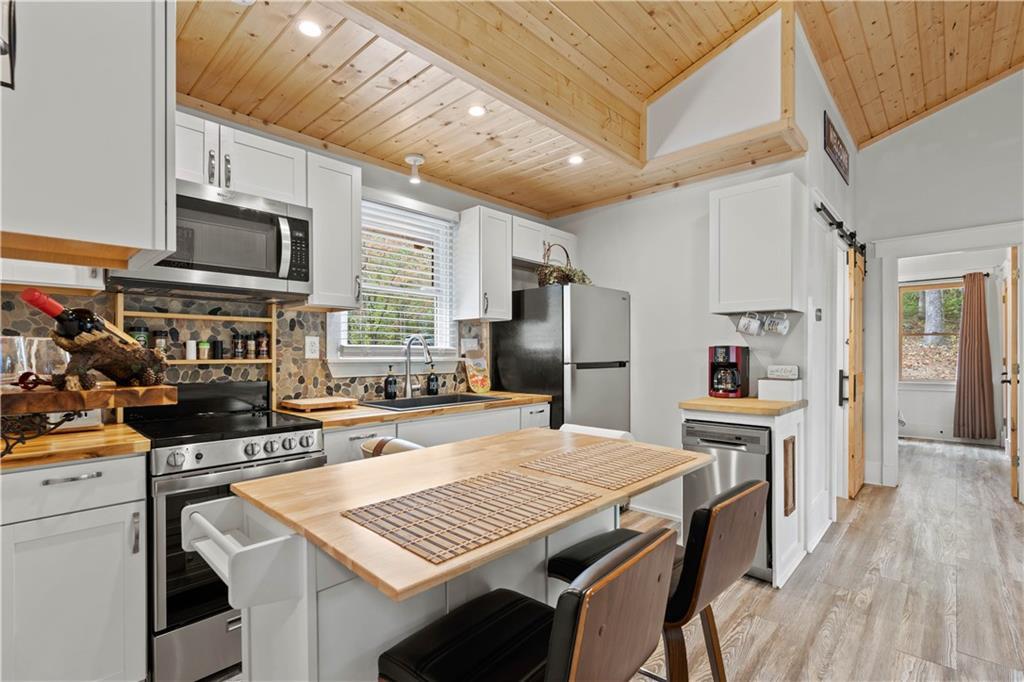 419519 Hiawassee Residential