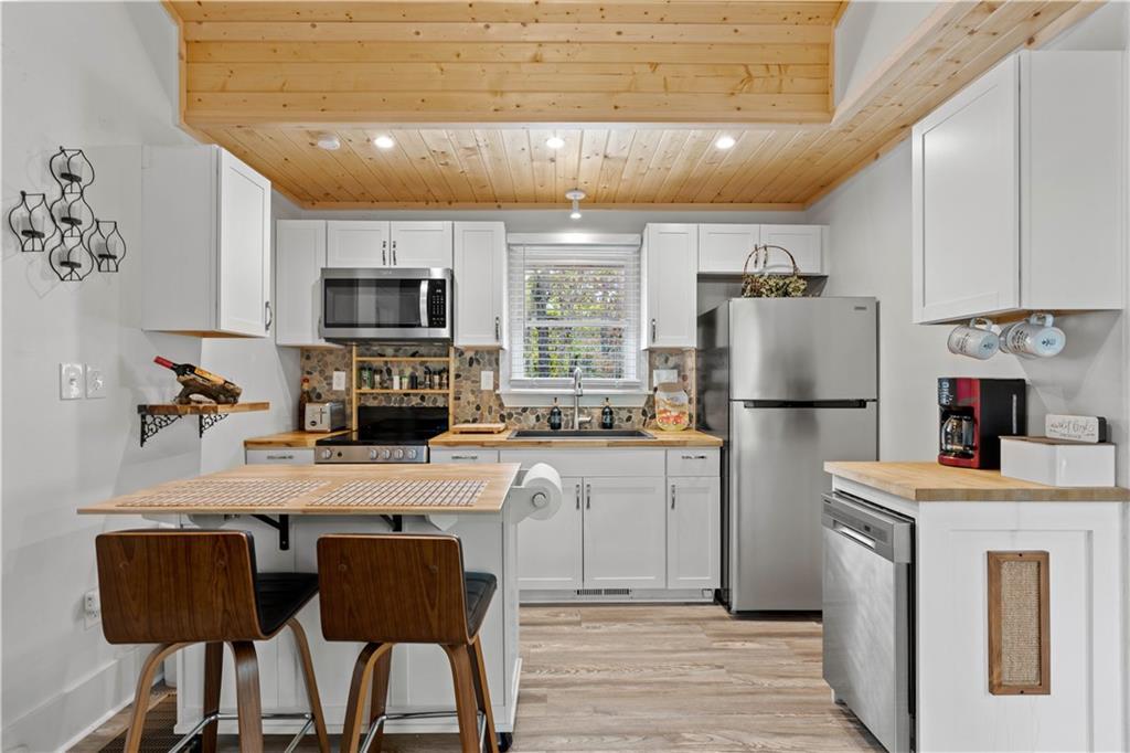 419519 Hiawassee Residential