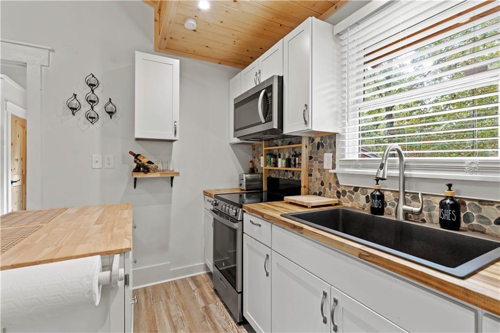 419519 Hiawassee Residential