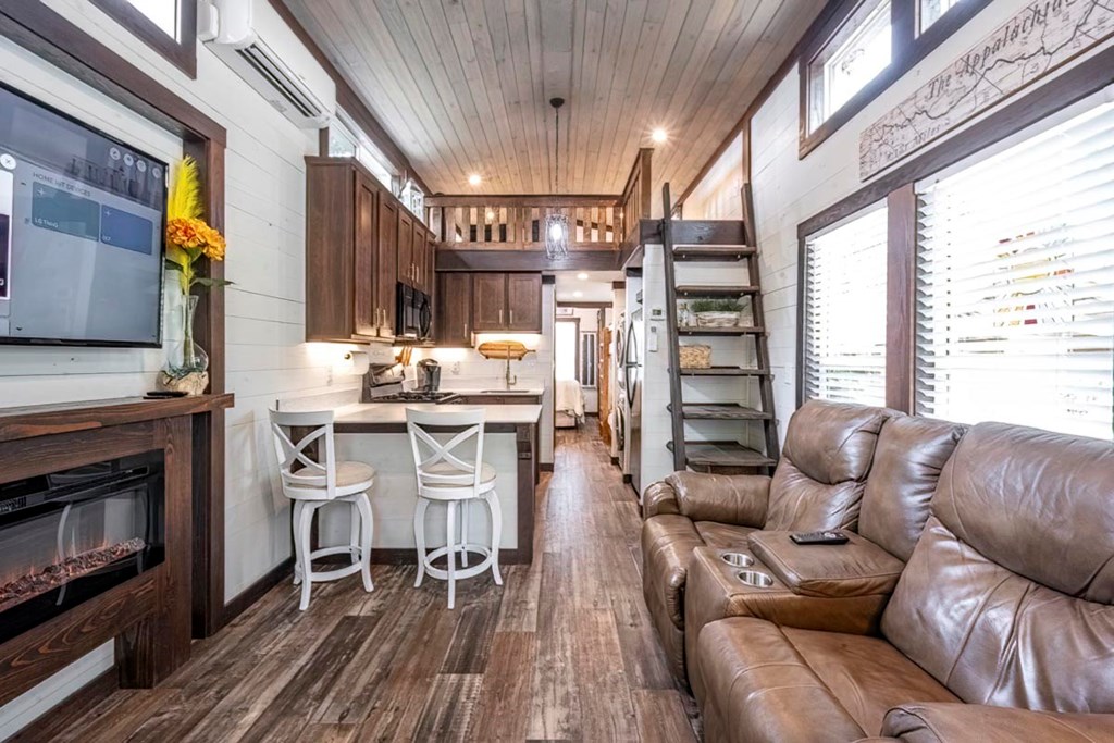 419521 Morganton Residential