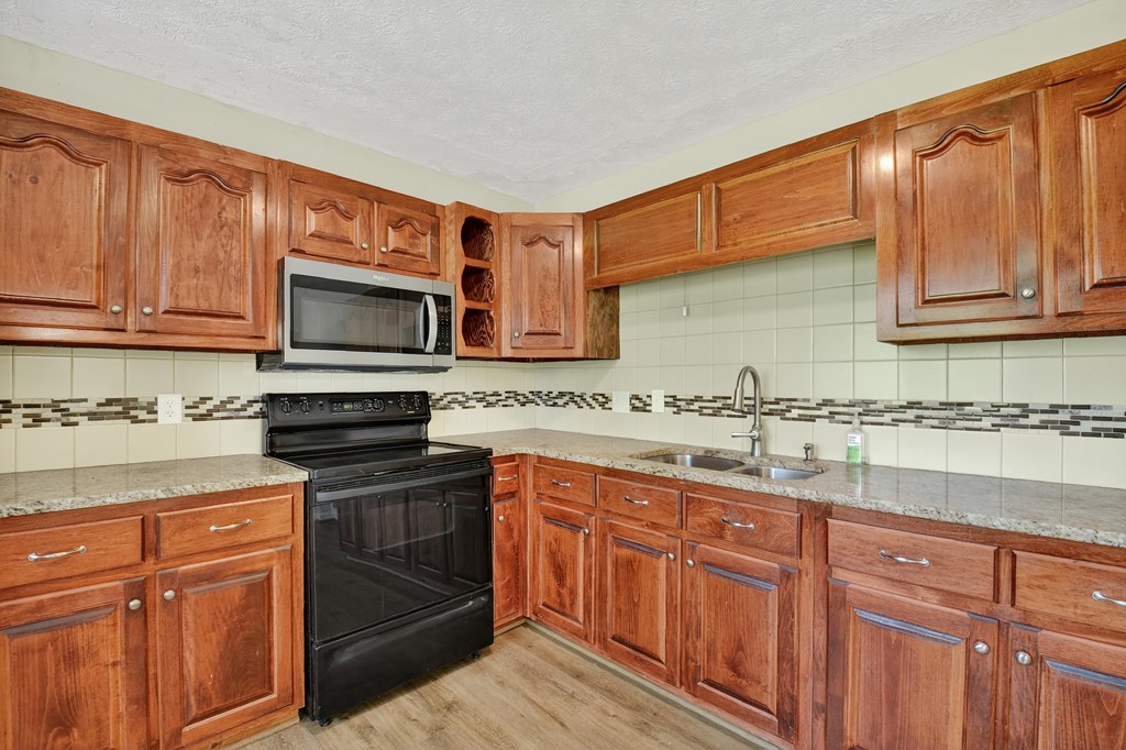 419527 Ellijay Residential
