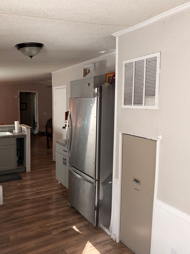 419549 Young Harris Residential