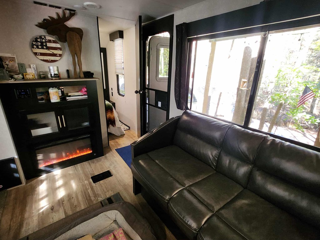 419555 Ellijay Residential