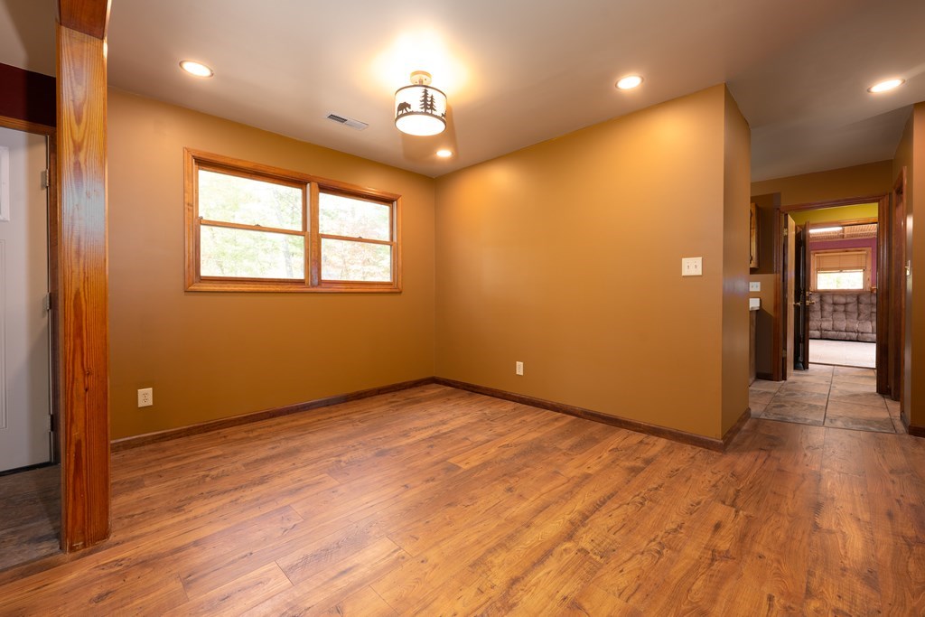 419562 Andrews Residential