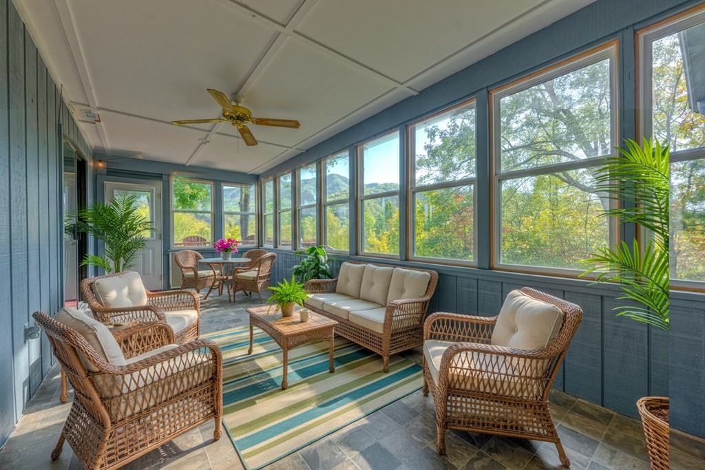419562 Andrews Residential