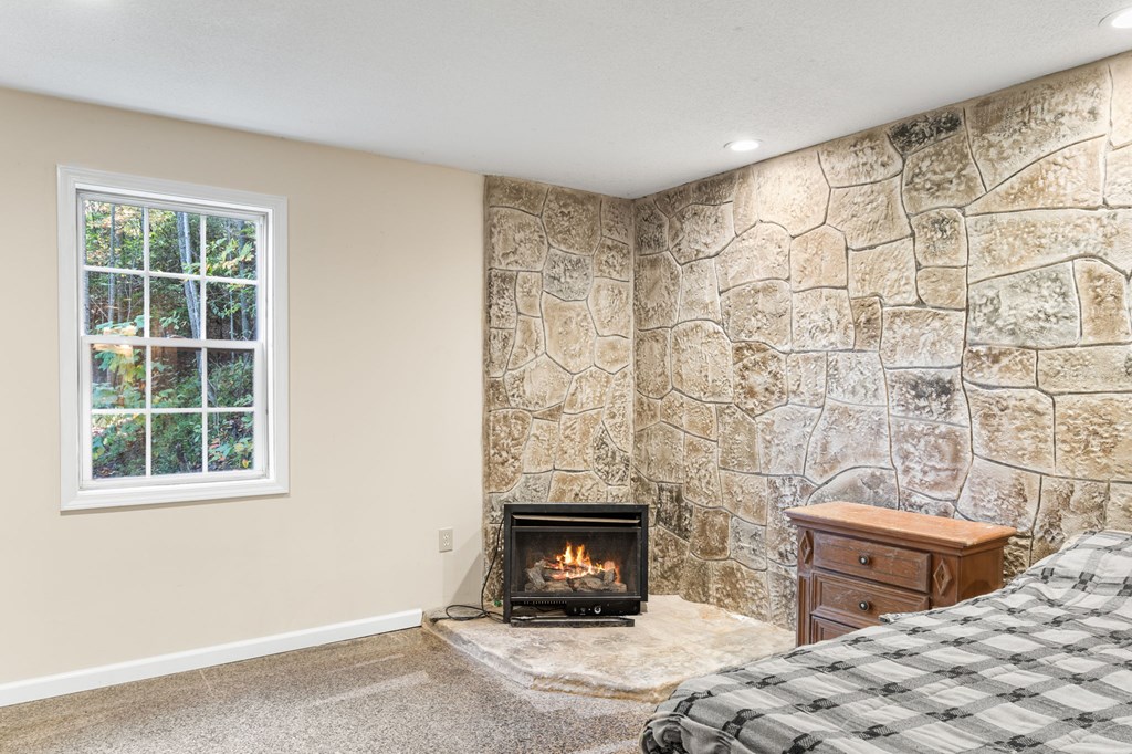 419564 Hiawassee Residential