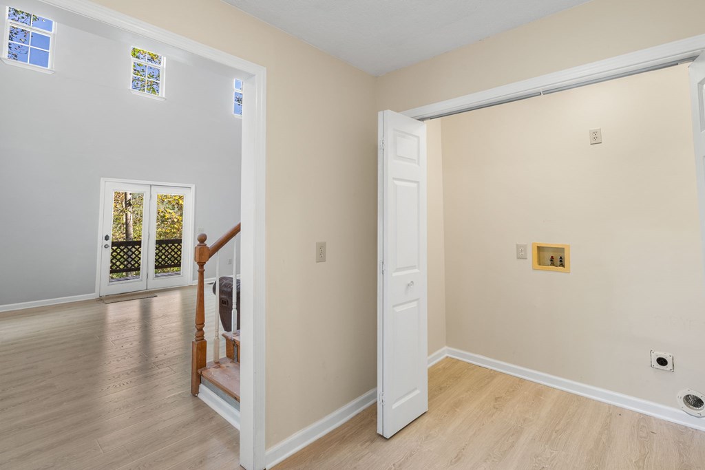 419564 Hiawassee Residential