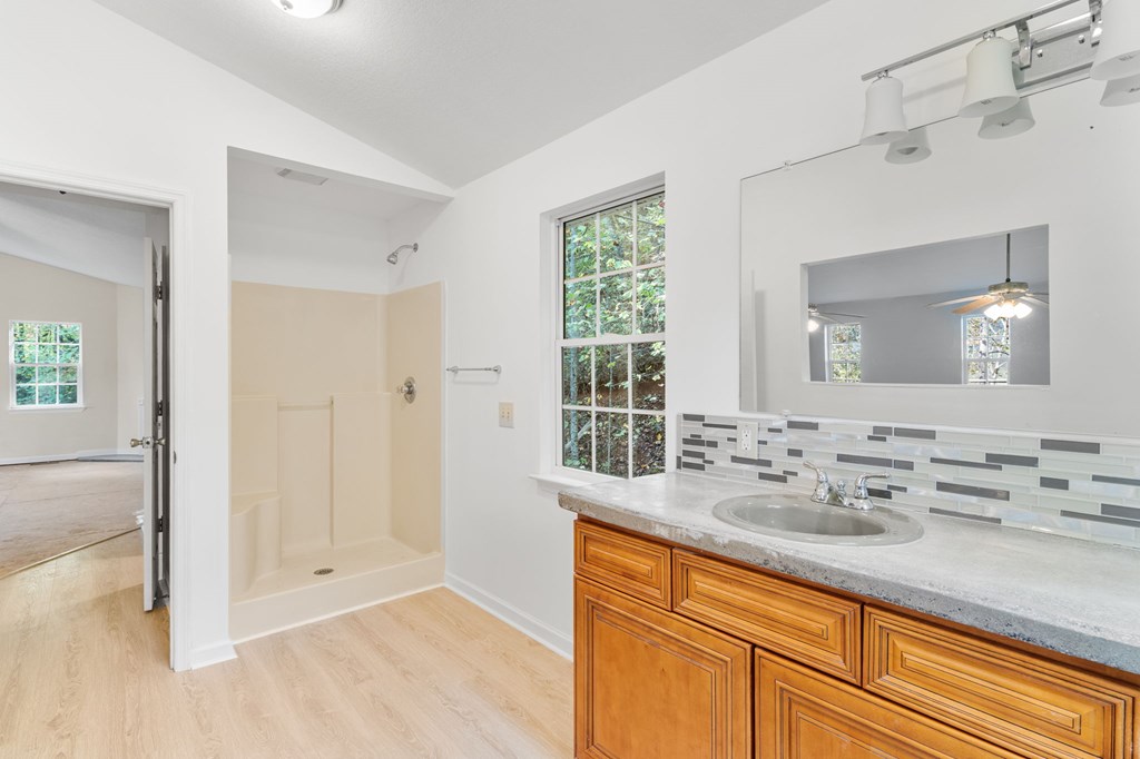 419564 Hiawassee Residential