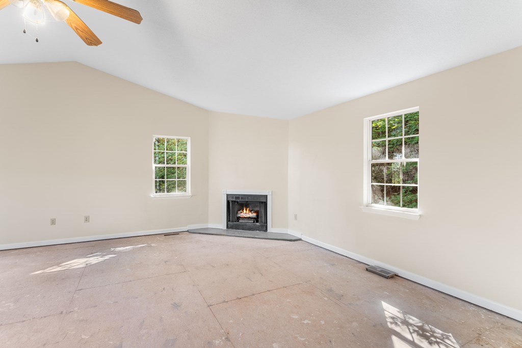 419564 Hiawassee Residential