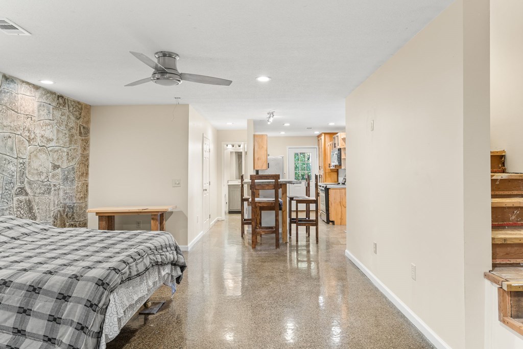 419564 Hiawassee Residential