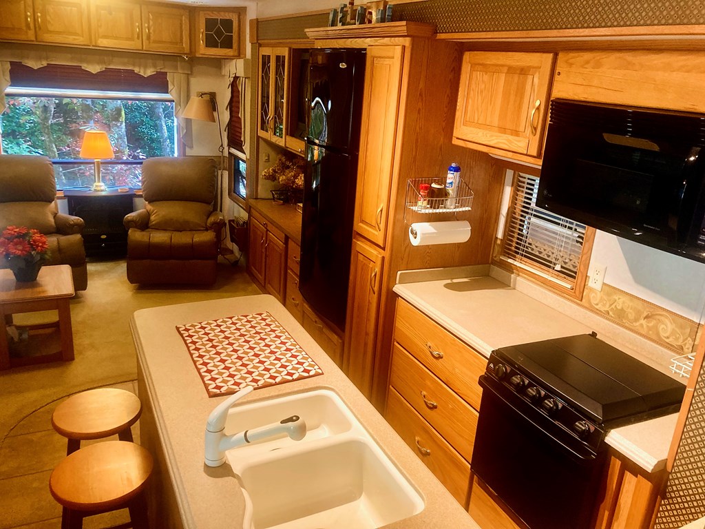419568 Hiawassee Residential