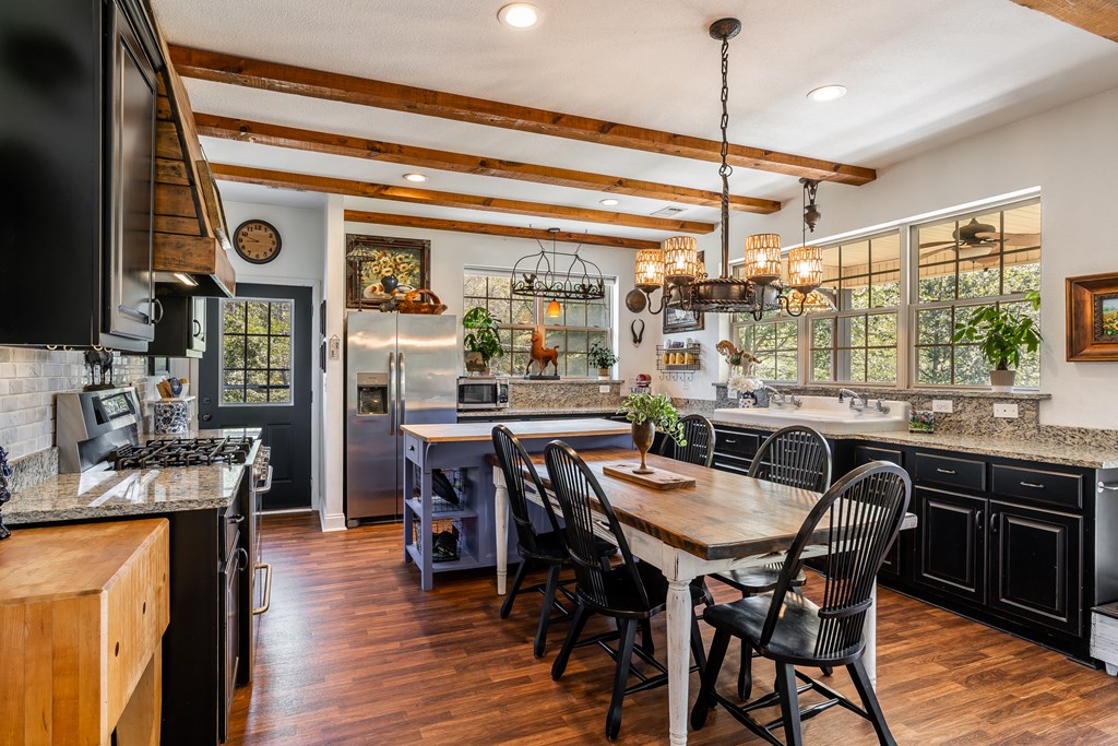 419569 Murphy Residential