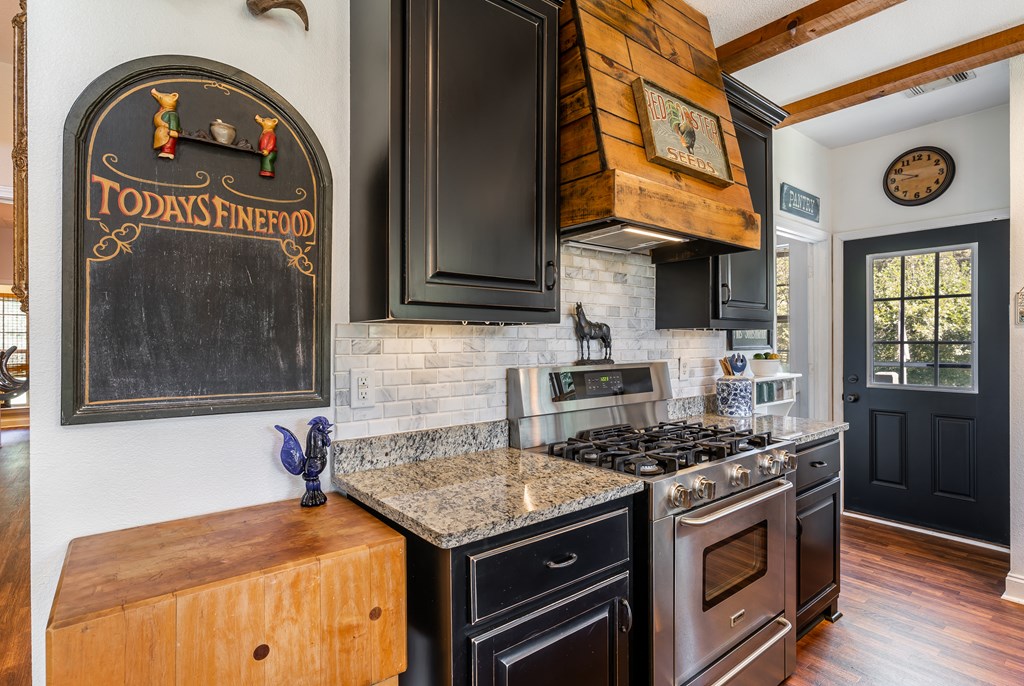 419569 Murphy Residential
