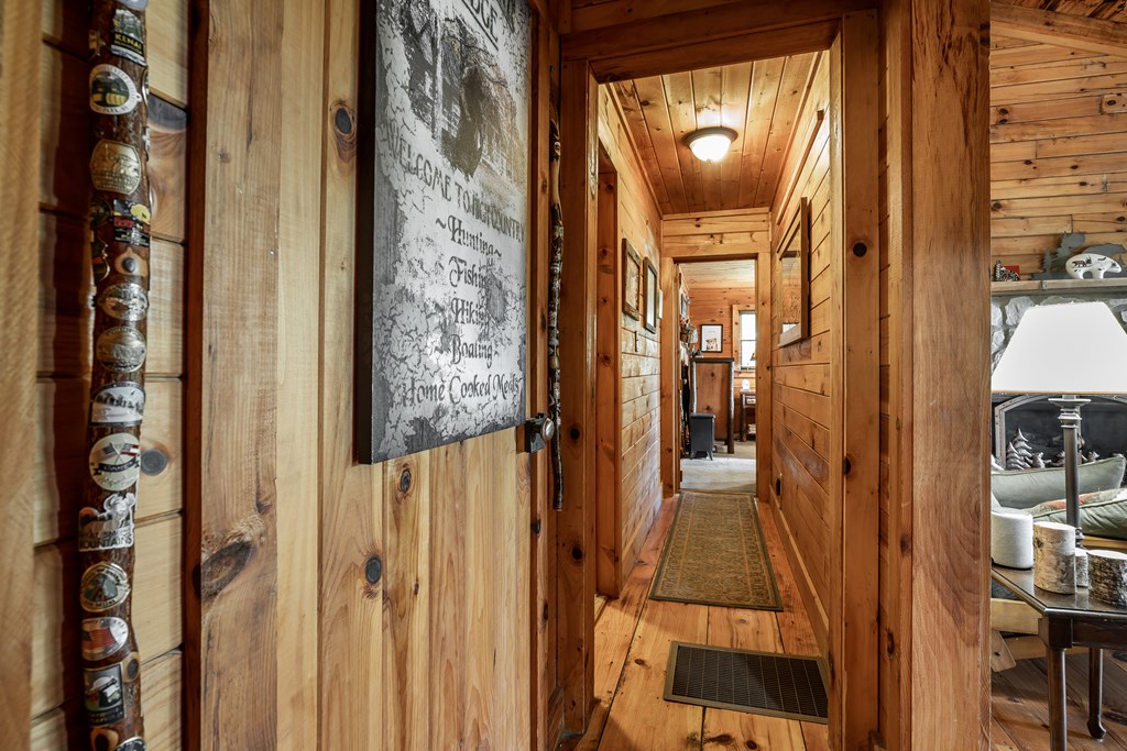 419571 Cherry Log Residential