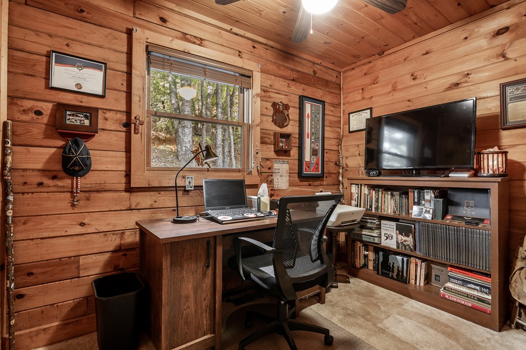 419571 Cherry Log Residential