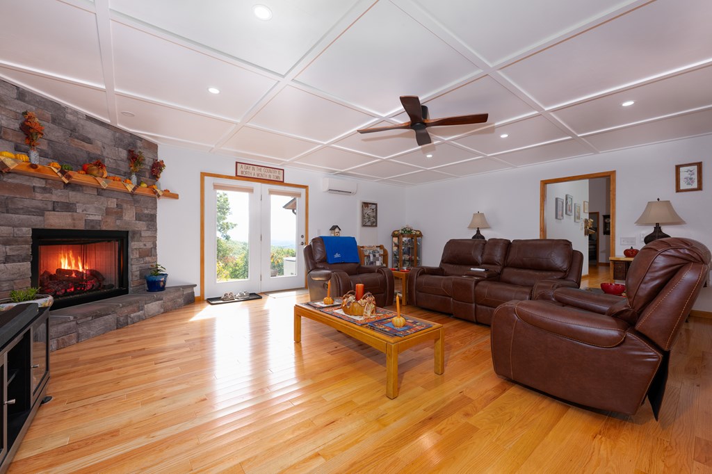 419574 Murphy Residential