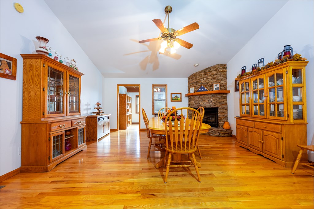 419574 Murphy Residential