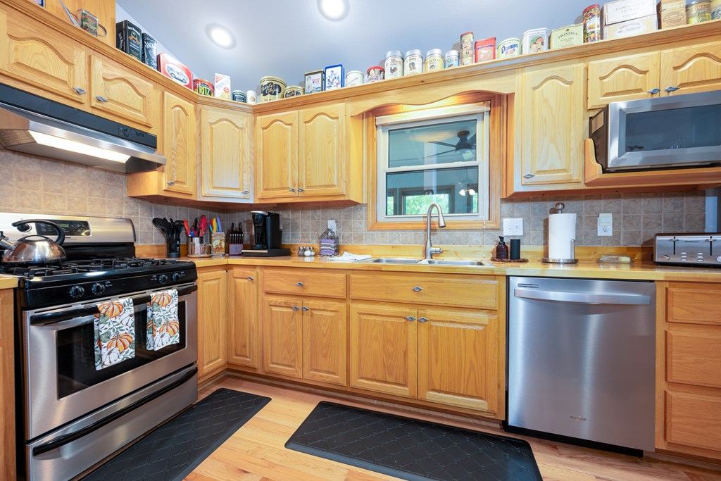 419574 Murphy Residential