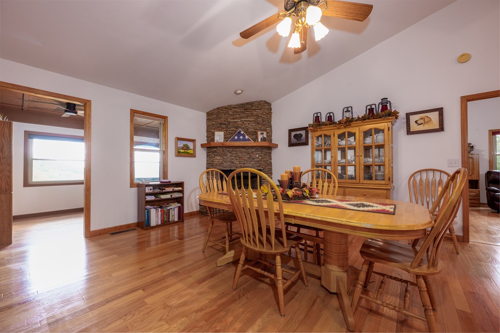 419574 Murphy Residential