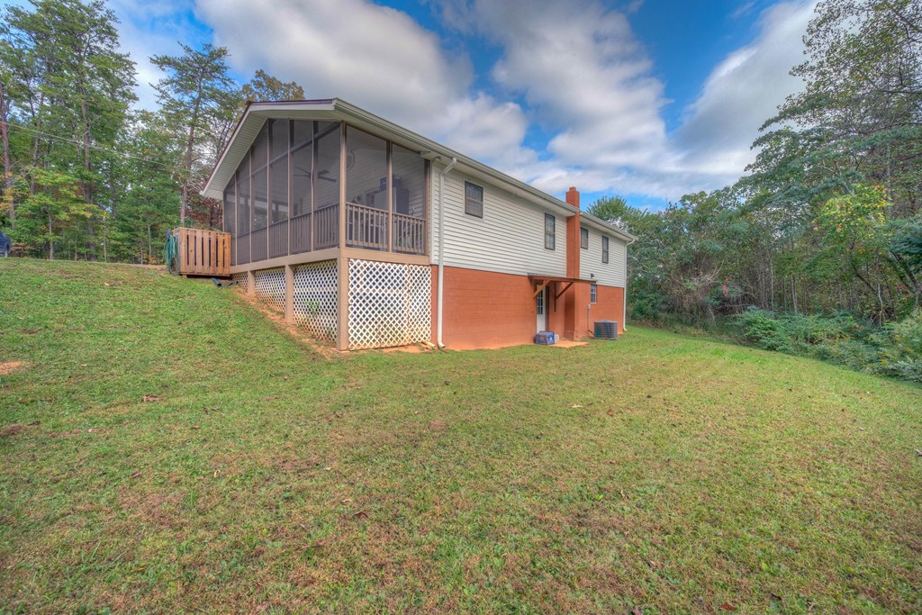 419578 McCaysville Residential
