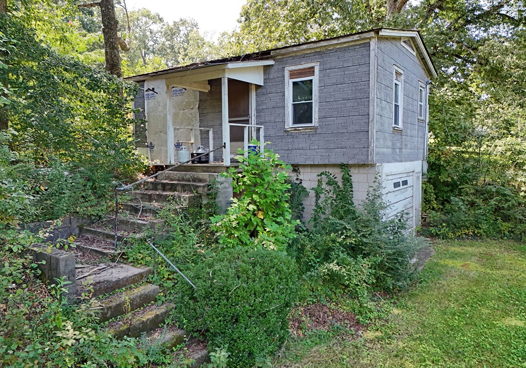 419581 Cleveland Residential