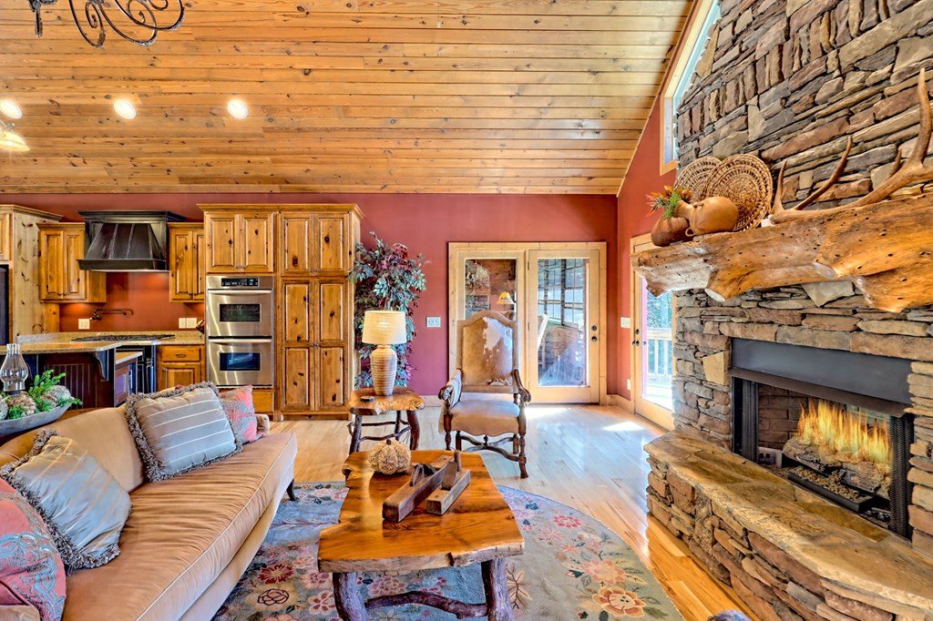 419586 Blairsville Residential