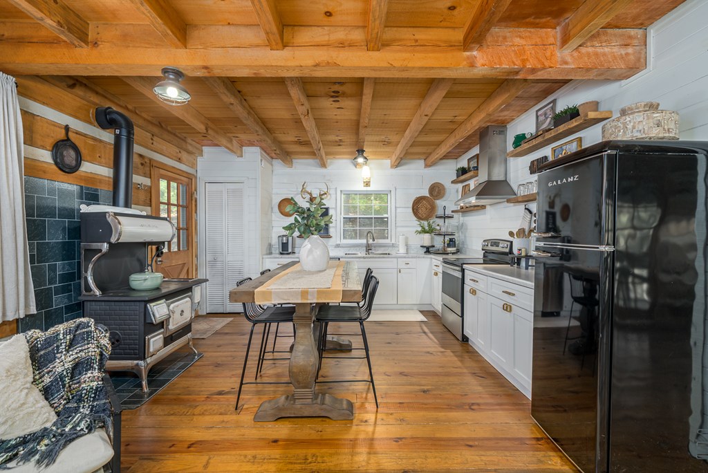 419587 Blue Ridge Residential
