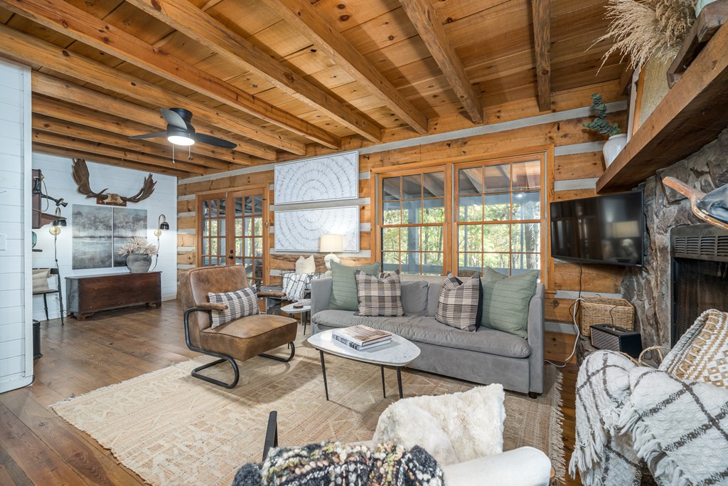 419587 Blue Ridge Residential