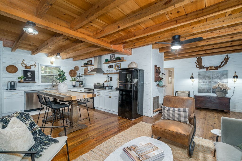 419587 Blue Ridge Residential
