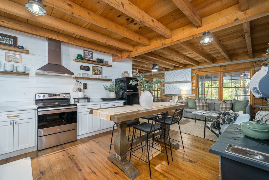 419587 Blue Ridge Residential