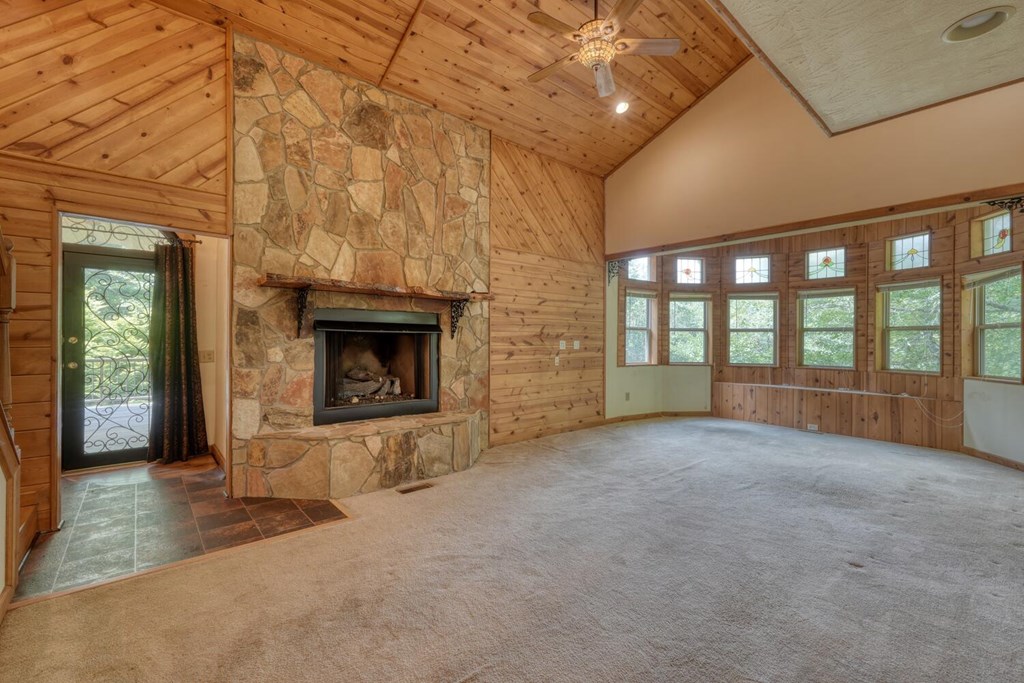 419589 Blairsville Residential