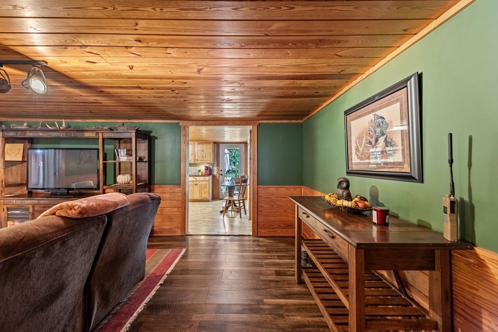 419590 Ellijay Residential