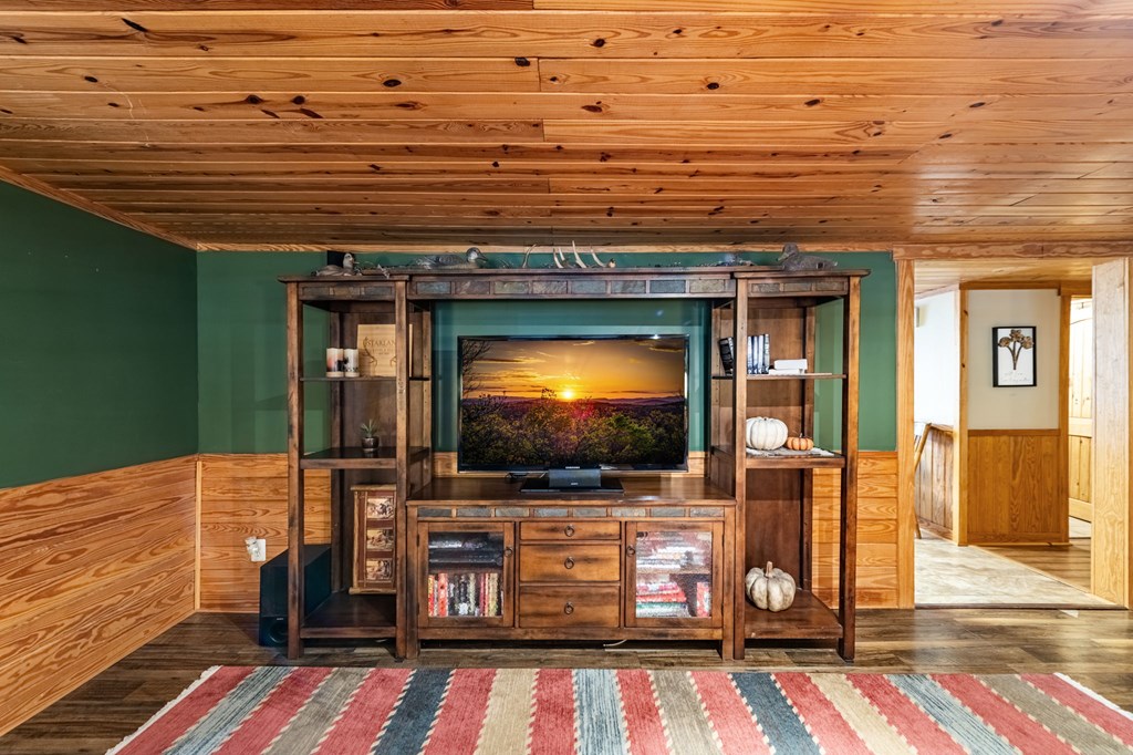 419590 Ellijay Residential