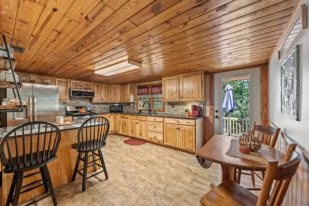419590 Ellijay Residential