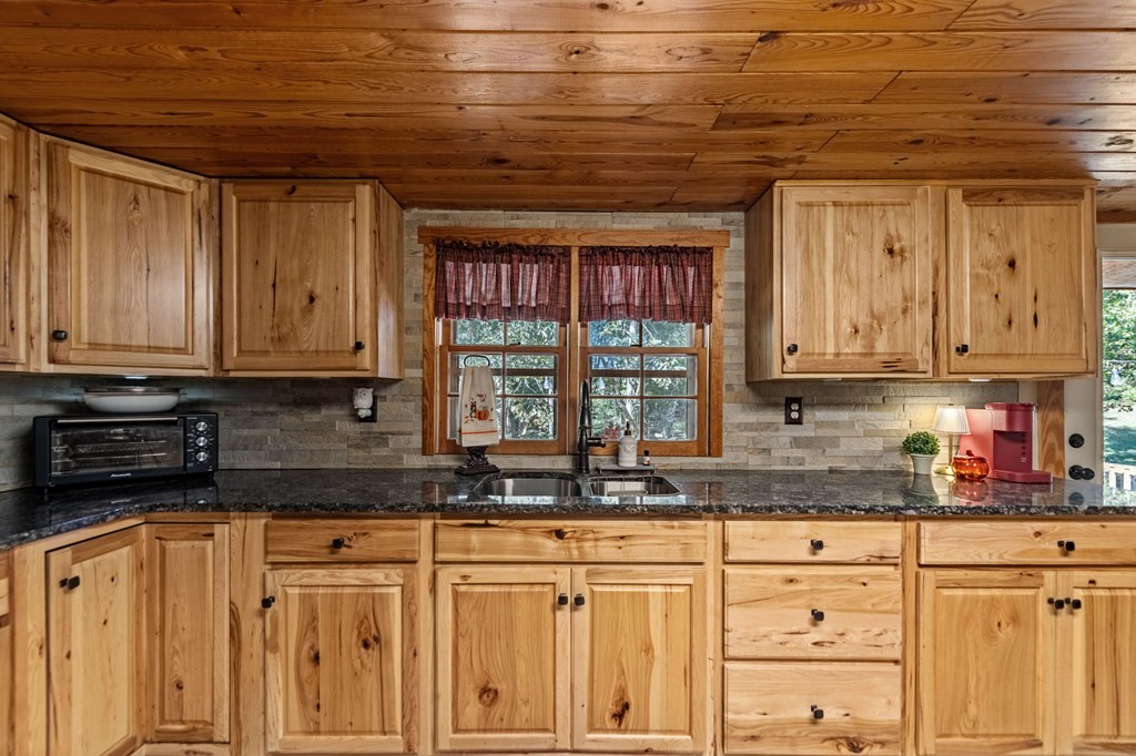 419590 Ellijay Residential