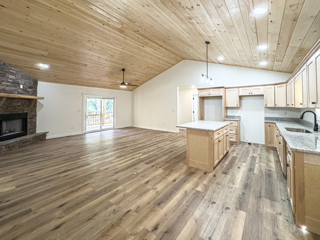 419593 Murphy Residential