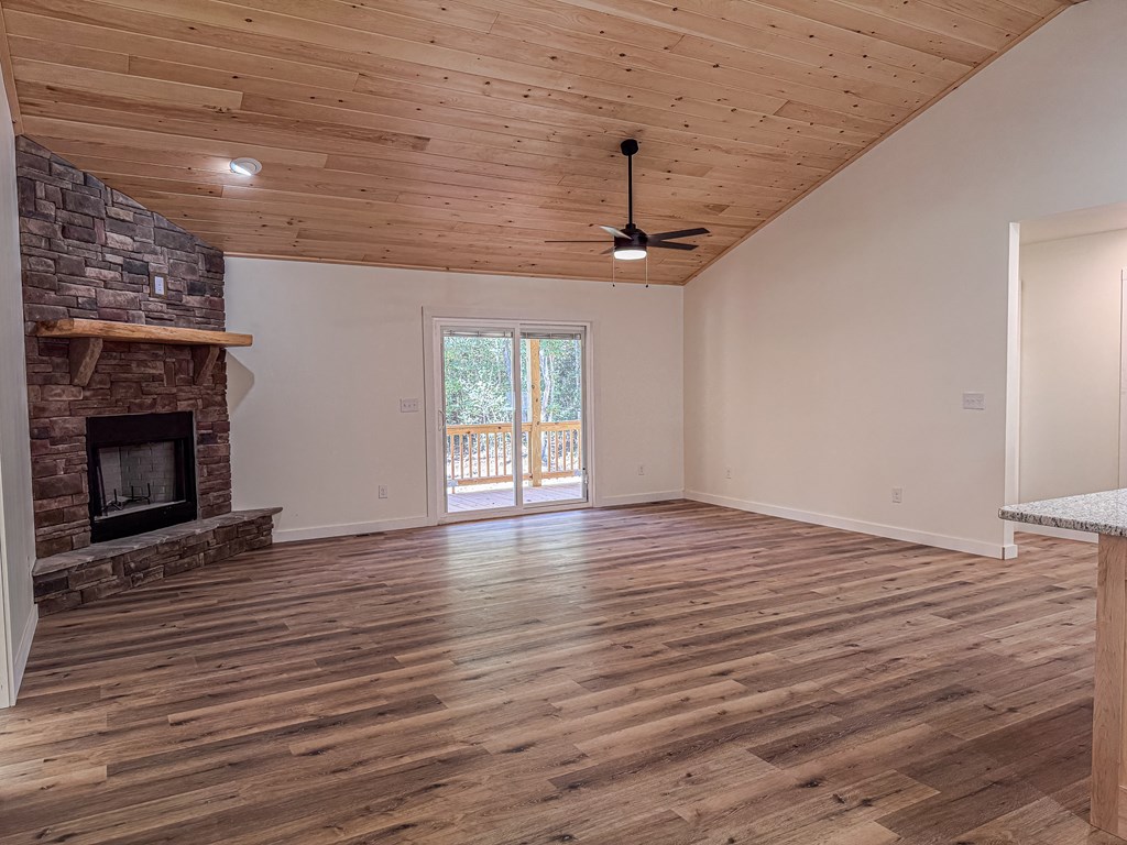 419593 Murphy Residential