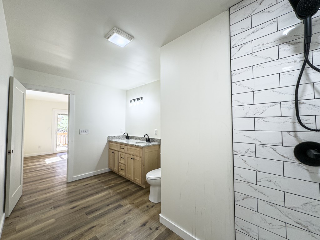 419593 Murphy Residential