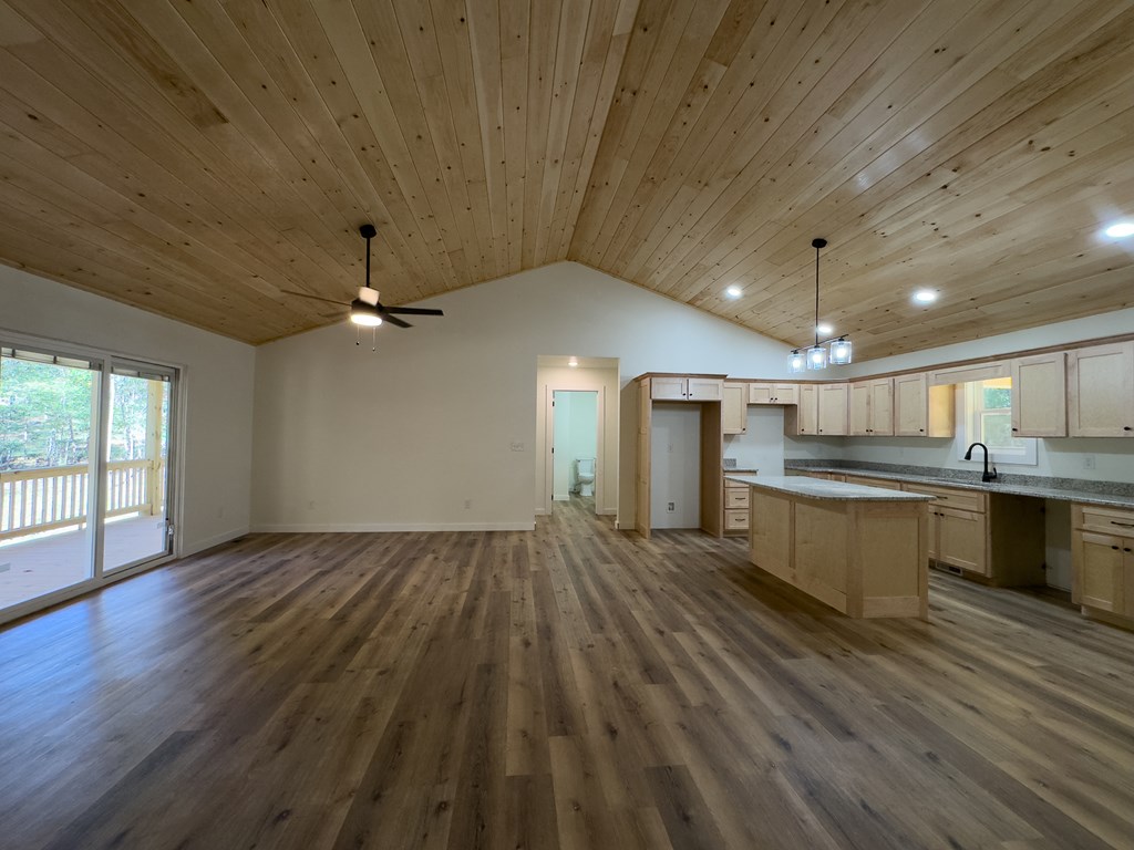 419593 Murphy Residential