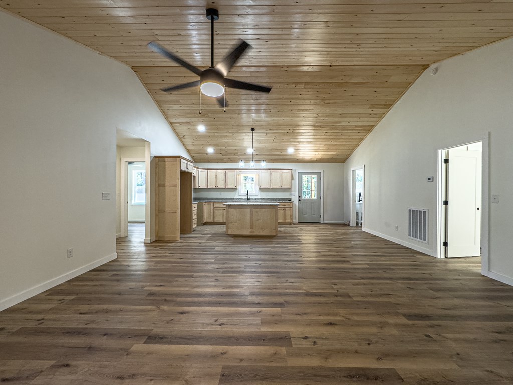 419593 Murphy Residential