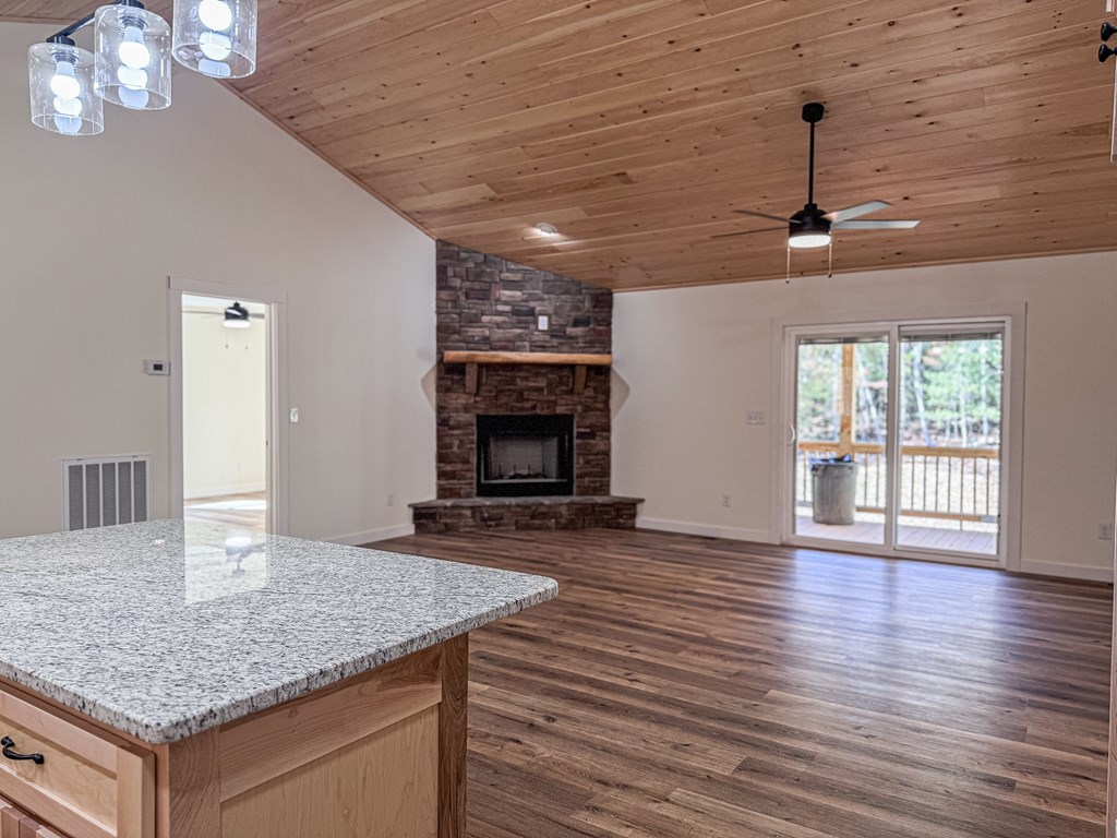 419593 Murphy Residential