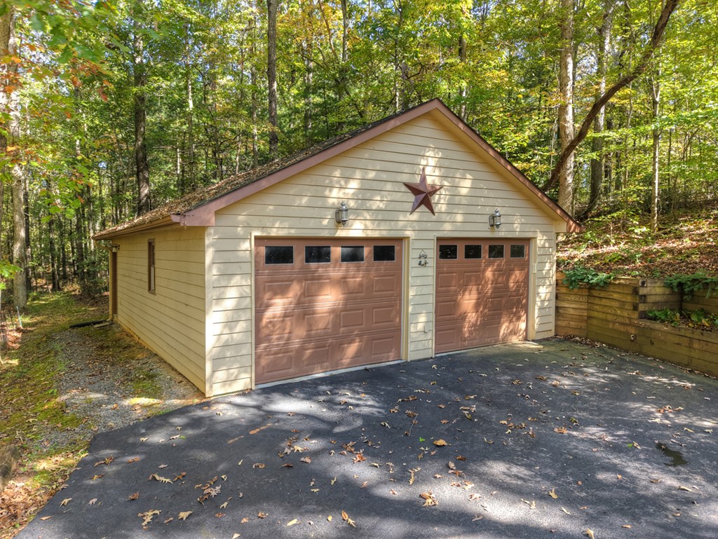 419602 Ellijay Residential