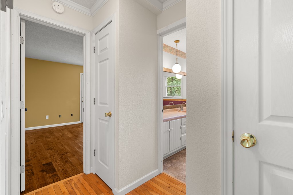 419604 Hayesville Residential