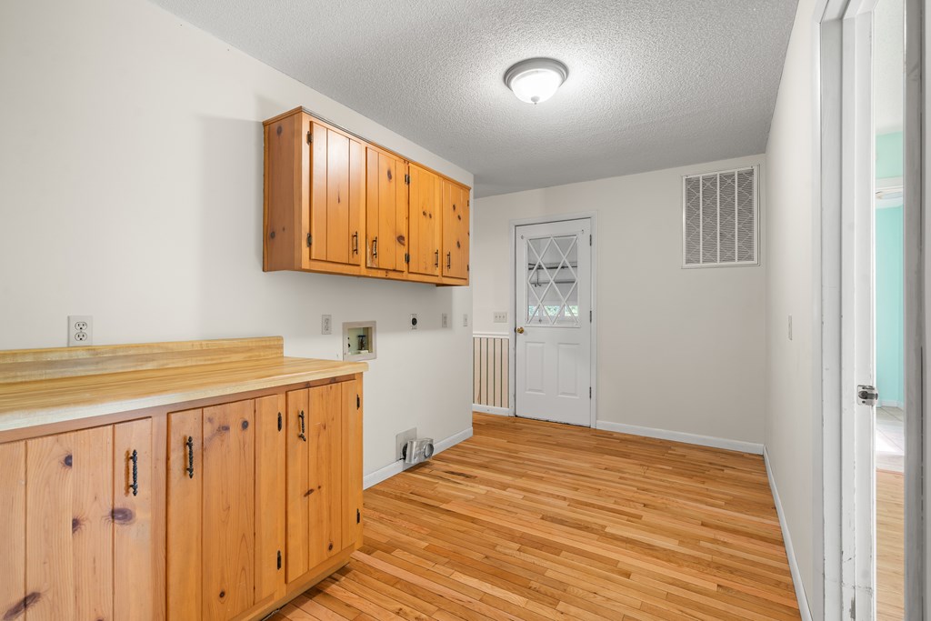 419604 Hayesville Residential